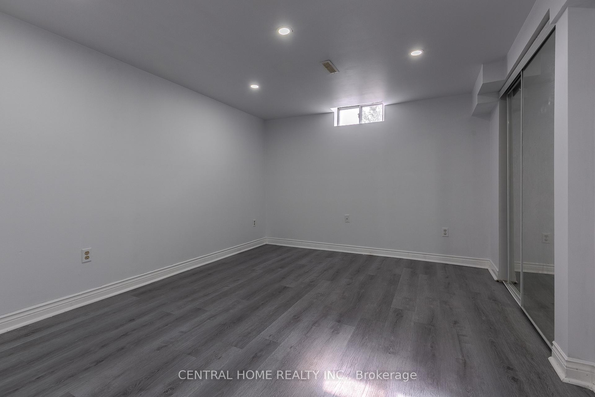 Photo 11 of 149 Terrosa Road, Markham, Middlefield — HOMEH