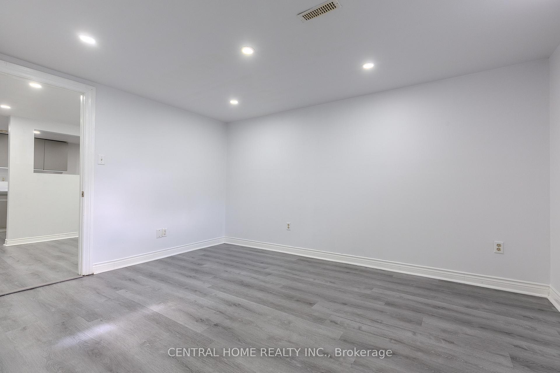 Photo 14 of 149 Terrosa Road, Markham, Middlefield — HOMEH