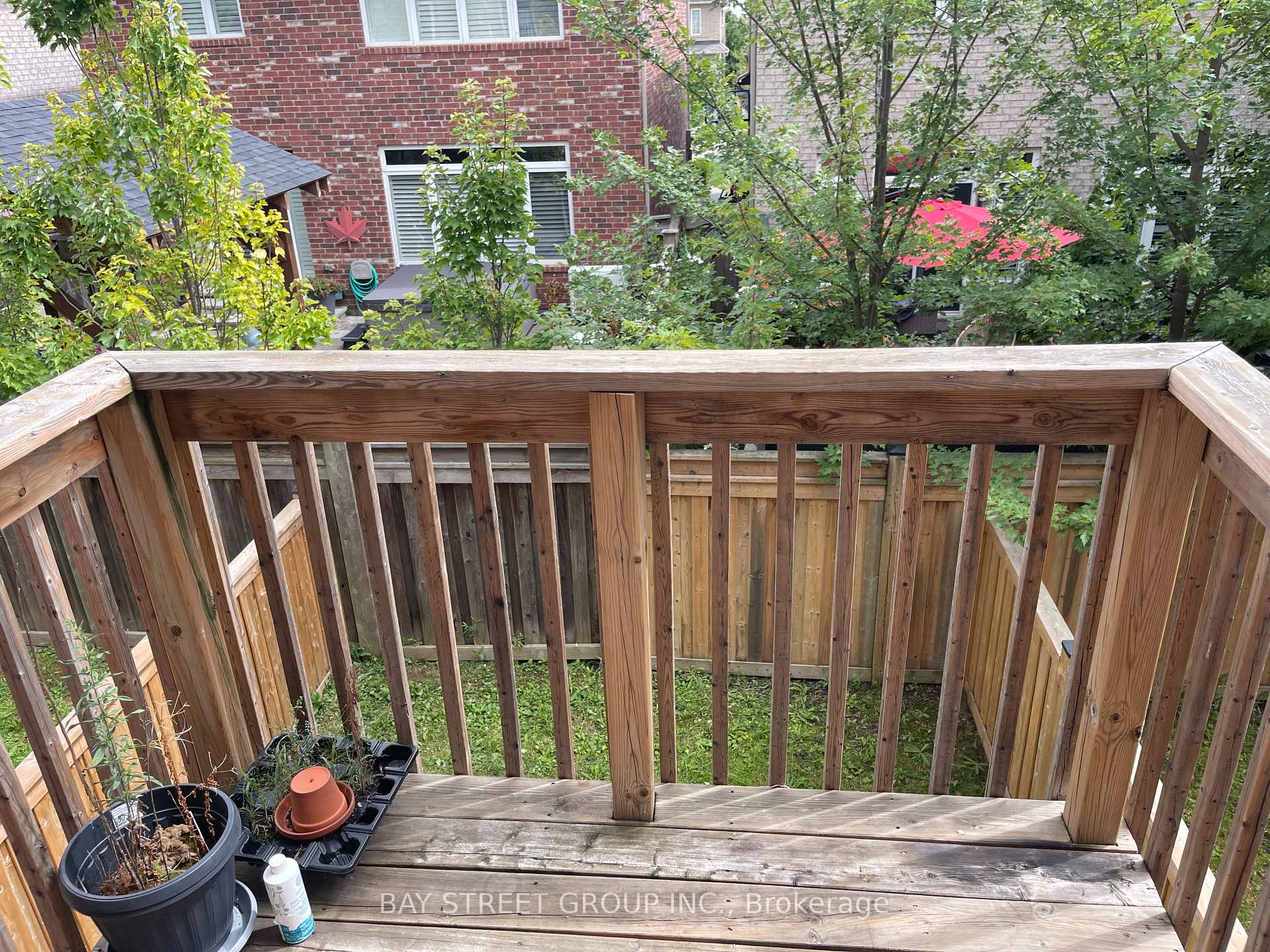 Photo 15 of 32 Borers Creek Circle, Hamilton, Waterdown — HOMEH