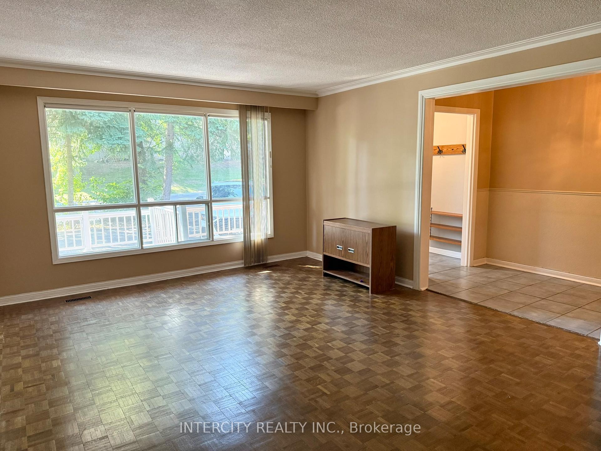 Photo 18 of Unit Main & 2nd Flr, 18 Glen Cameron Road, Markham, Thornhill — HOMEH