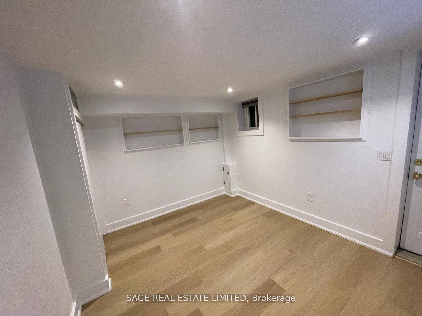 Photo 3 of Unit 1, 52 Delaney Crescent, Toronto, Little Portugal — HOMEH