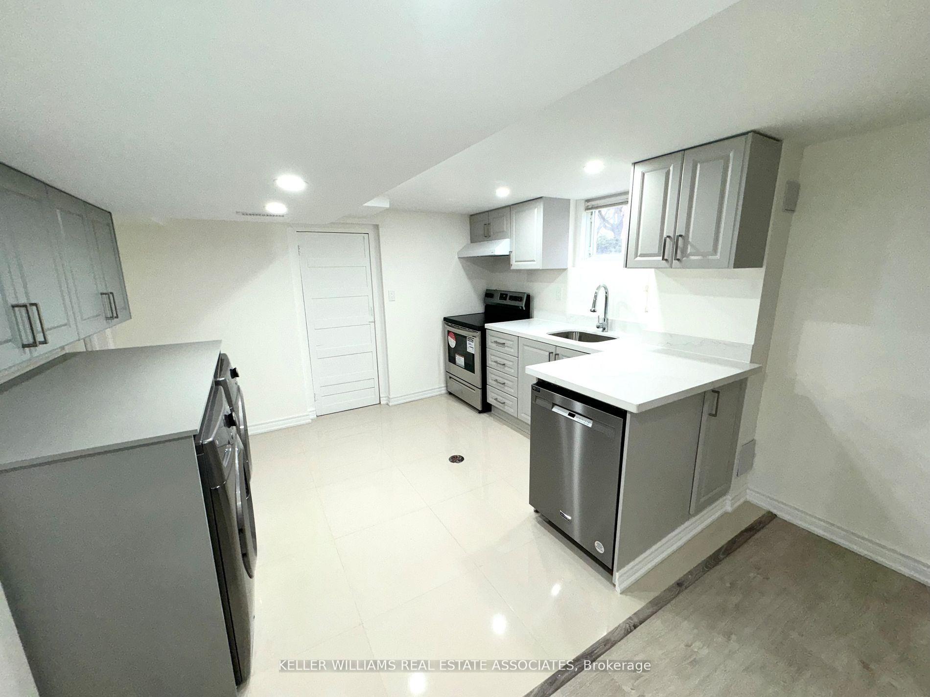 Photo 12 of Unit Bsmt, 777 Brucedale Avenue E, Hamilton, Raleigh — HOMEH