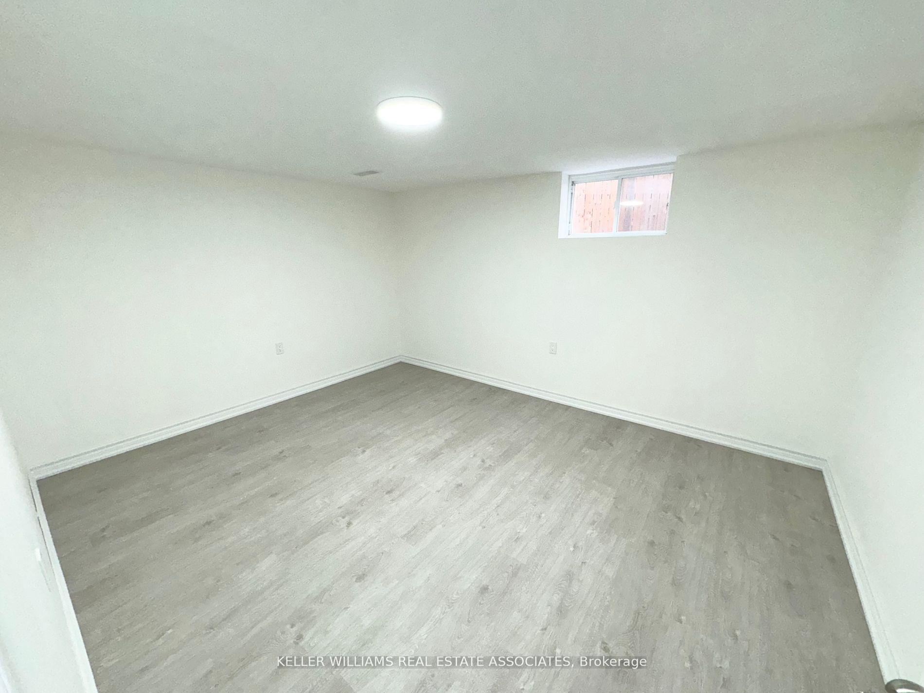 Photo 7 of Unit Bsmt, 777 Brucedale Avenue E, Hamilton, Raleigh — HOMEH