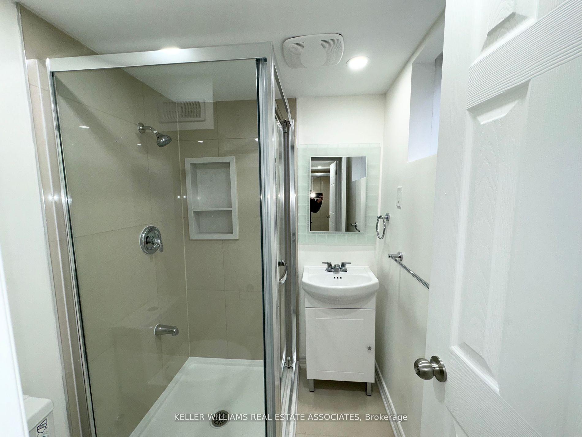 Photo 6 of Unit Bsmt, 777 Brucedale Avenue E, Hamilton, Raleigh — HOMEH