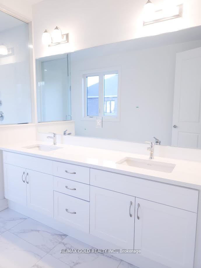 Photo 22 of 1459 Whitlock Avenue, Milton, Bowes — HOMEH