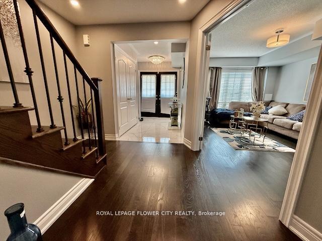 Photo 18 of 8597 Financial Drive, Brampton, Bram West — HOMEH