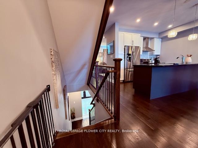 Photo 8 of 8597 Financial Drive, Brampton, Bram West — HOMEH
