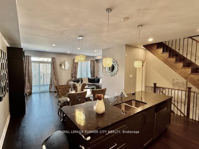 Photo 12 of 8597 Financial Drive, Brampton, Bram West — HOMEH