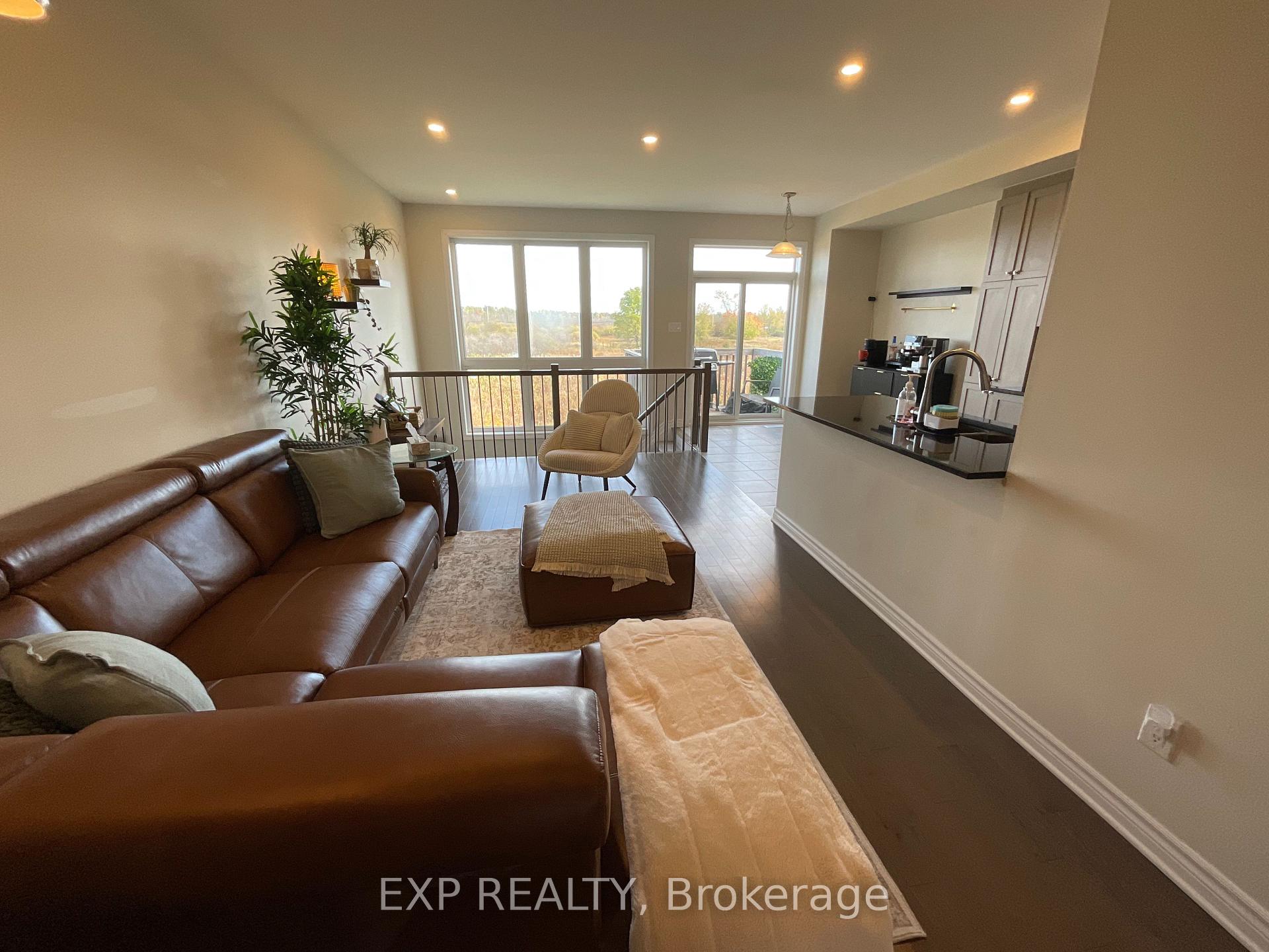 Photo 15 of 776 Dearborn Private, Ottawa, Blossom Park/Kemp Park/Findlay Creek — HOMEH