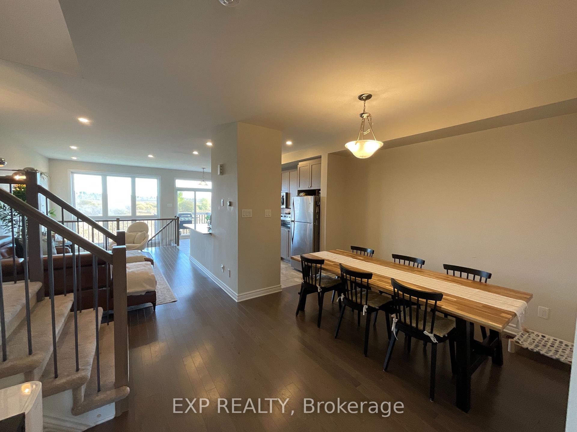 Photo 13 of 776 Dearborn Private, Ottawa, Blossom Park/Kemp Park/Findlay Creek — HOMEH