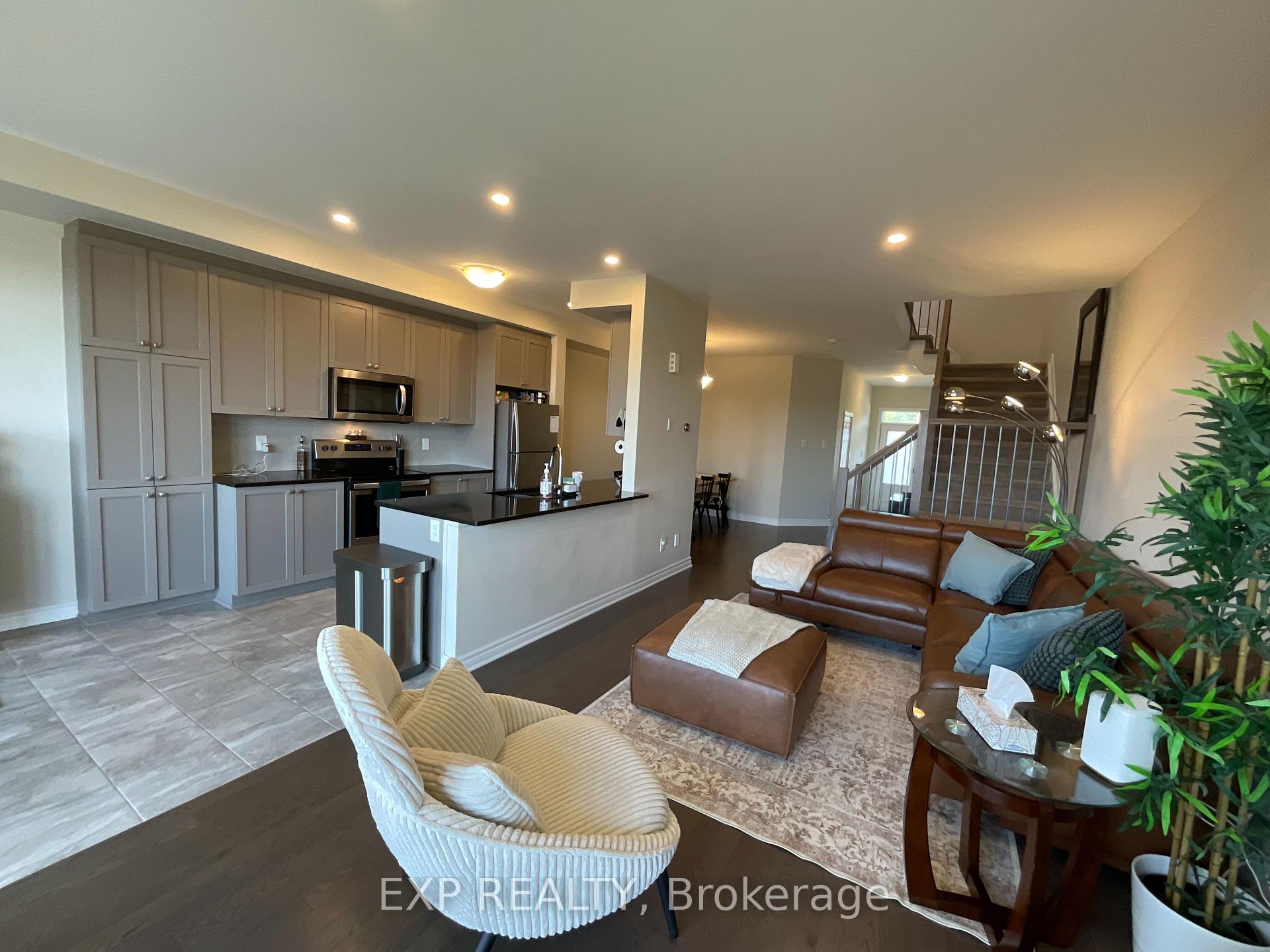 Photo 21 of 776 Dearborn Private, Ottawa, Blossom Park/Kemp Park/Findlay Creek — HOMEH