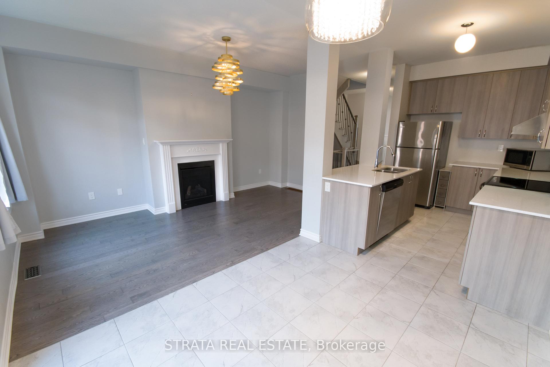 Photo 4 of 59 Farooq Boulevard, Vaughan, Vellore Village — HOMEH
