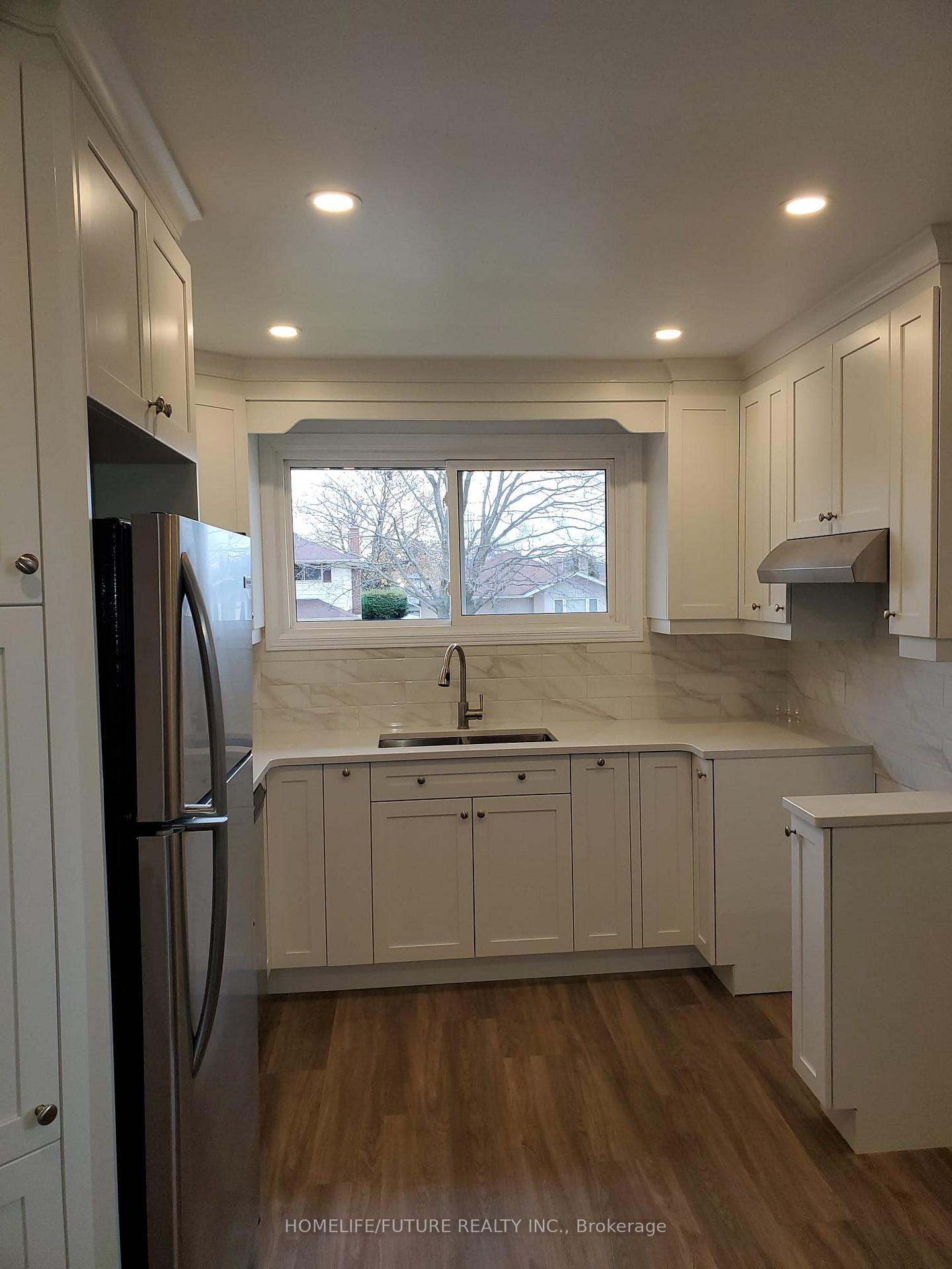 Photo 3 of 874 Central Park Boulevard N, Oshawa, O'Neill — HOMEH