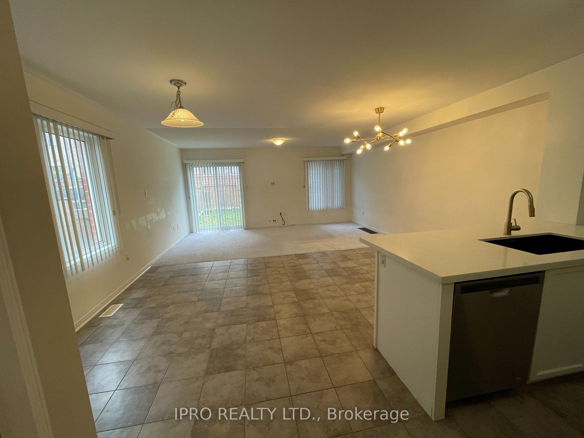 Photo 4 of 794 McCue Drive, Oshawa, Taunton — HOMEH