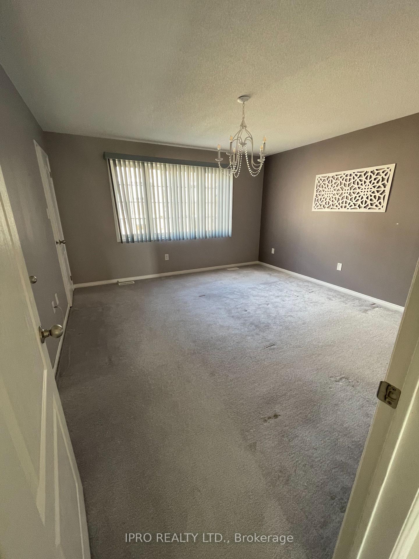 Photo 7 of 794 McCue Drive, Oshawa, Taunton — HOMEH