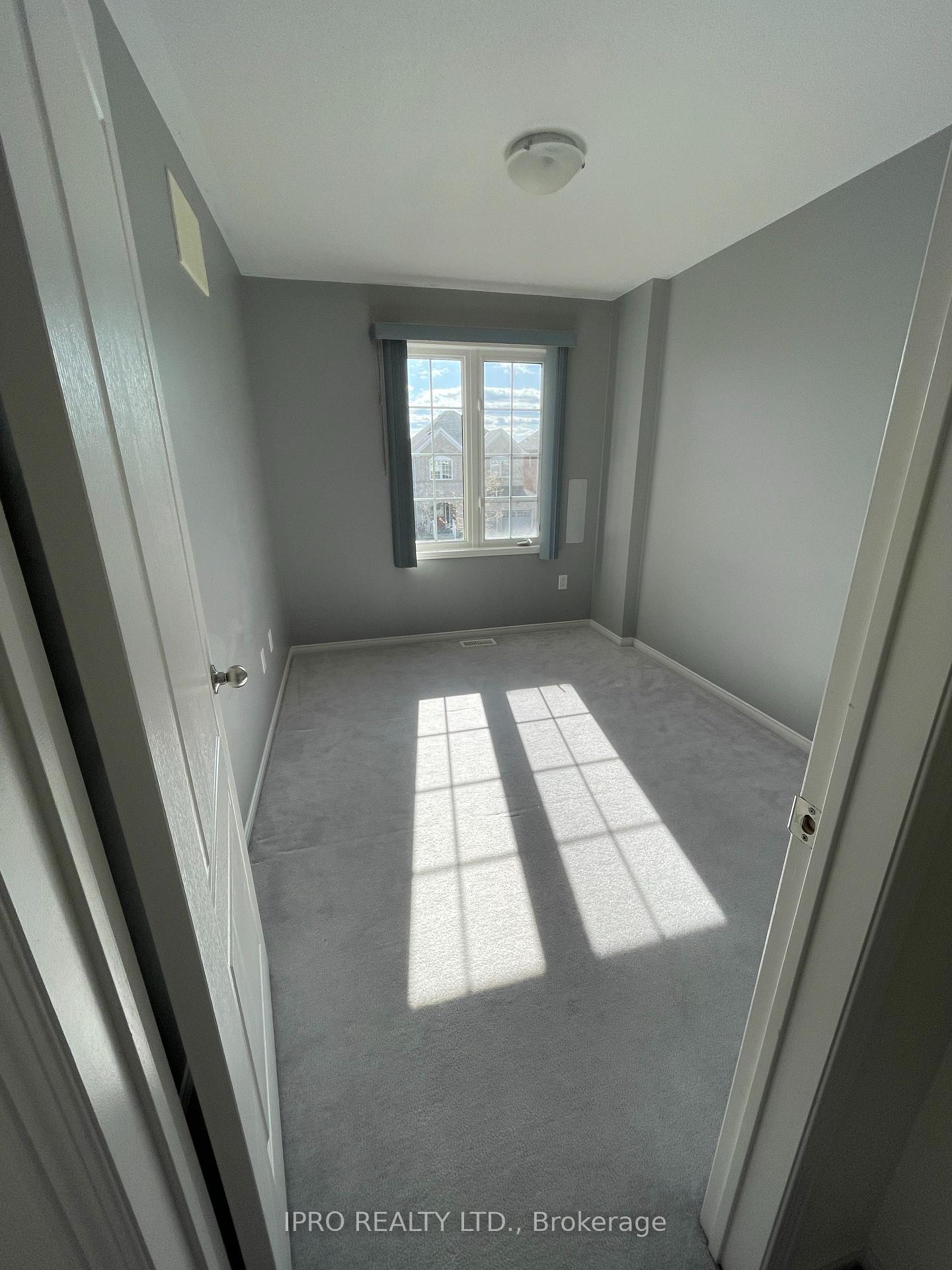 Photo 8 of 794 McCue Drive, Oshawa, Taunton — HOMEH