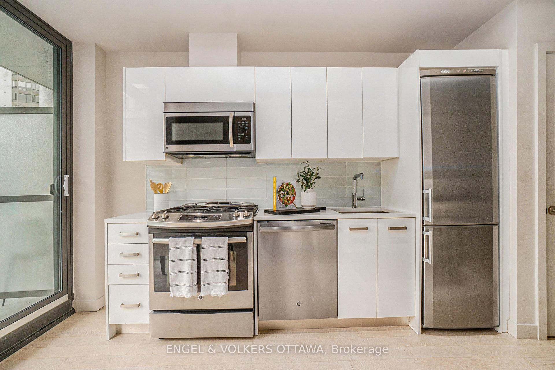 Photo 6 of Unit 1113, 224 Lyon Street N, Ottawa, Ottawa Centre — HOMEH