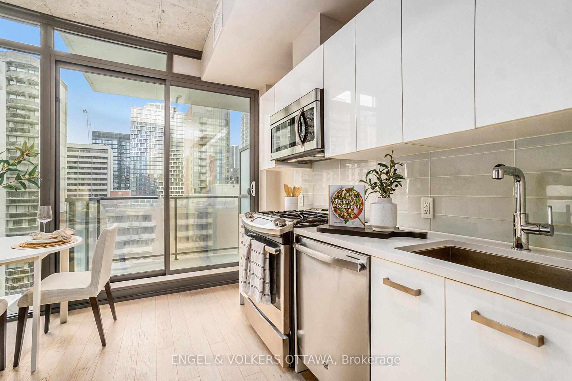 Photo 14 of Unit 1113, 224 Lyon Street N, Ottawa, Ottawa Centre — HOMEH