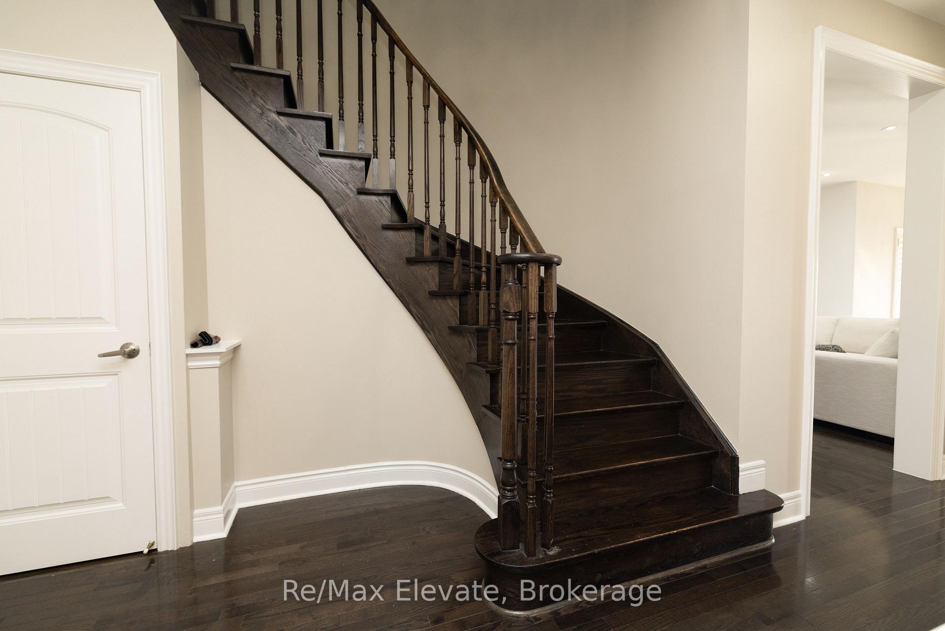 Photo 14 of 999 Coldstream Drive, Oshawa, Taunton — HOMEH