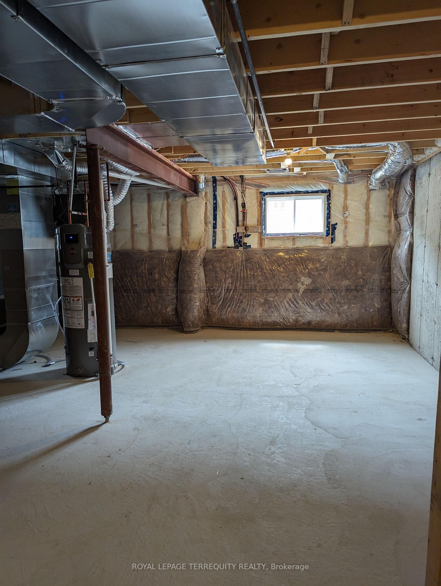 Photo 15 of 1107 Marathon Avenue, Pickering, Rural Pickering — HOMEH