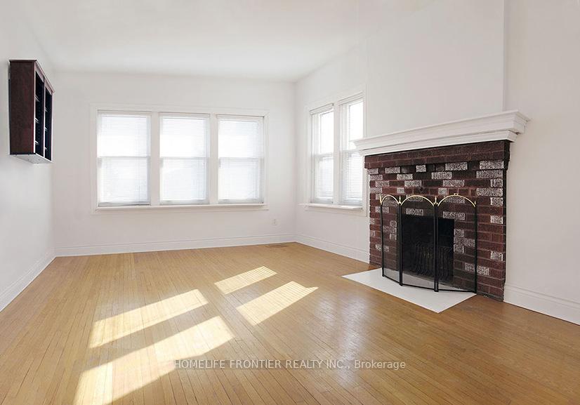 Photo 3 of Unit 2, 253 Keewatin Avenue, Toronto, Mount Pleasant East — HOMEH