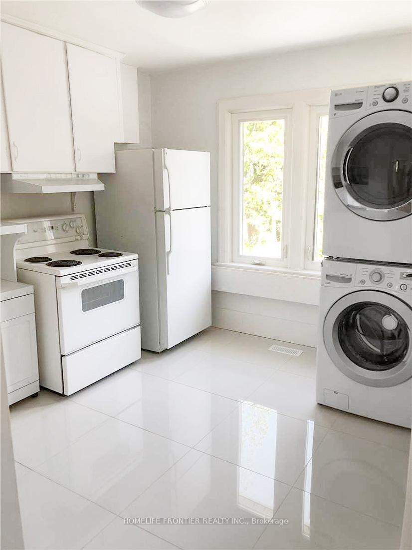 Photo 5 of Unit 2, 253 Keewatin Avenue, Toronto, Mount Pleasant East — HOMEH