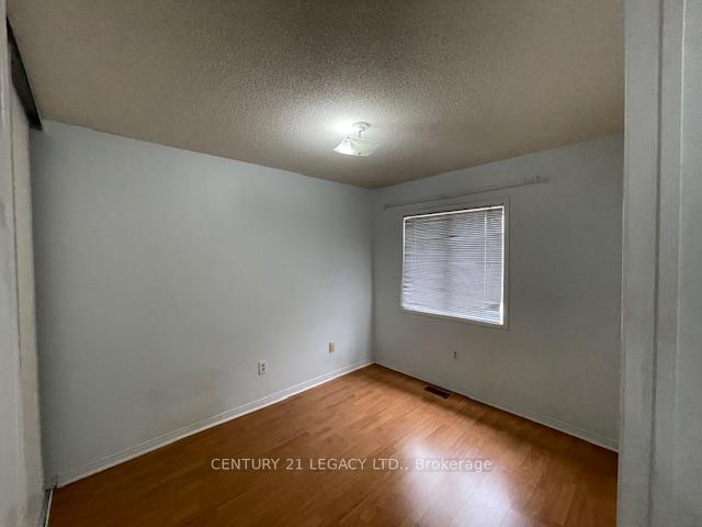 Photo 7 of Unit 27, 10 Cherrytree Drive, Brampton, Fletcher's Creek South — HOMEH