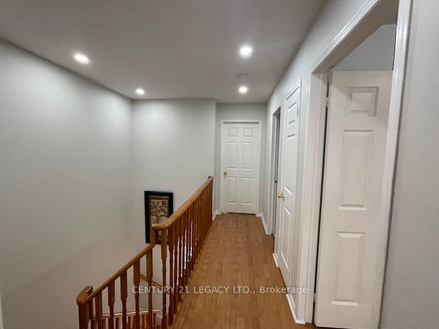 Photo 6 of Unit 27, 10 Cherrytree Drive, Brampton, Fletcher's Creek South — HOMEH