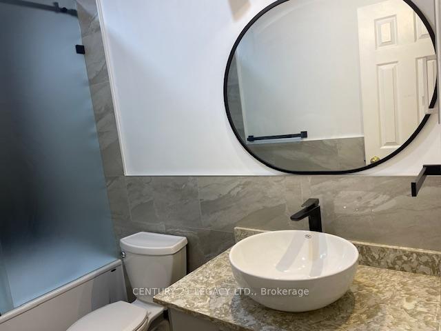 Photo 13 of Unit 27, 10 Cherrytree Drive, Brampton, Fletcher's Creek South — HOMEH