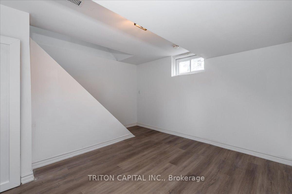 Photo 2 of Unit Lower, 54 Henry Street, Barrie, Lakeshore — HOMEH