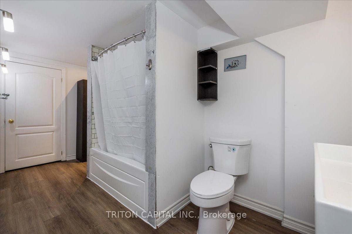 Photo 6 of Unit Lower, 54 Henry Street, Barrie, Lakeshore — HOMEH