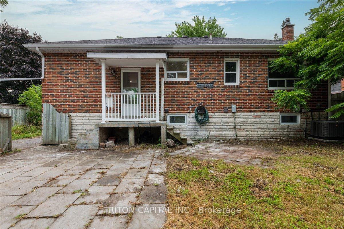 Photo 8 of Unit Lower, 54 Henry Street, Barrie, Lakeshore — HOMEH