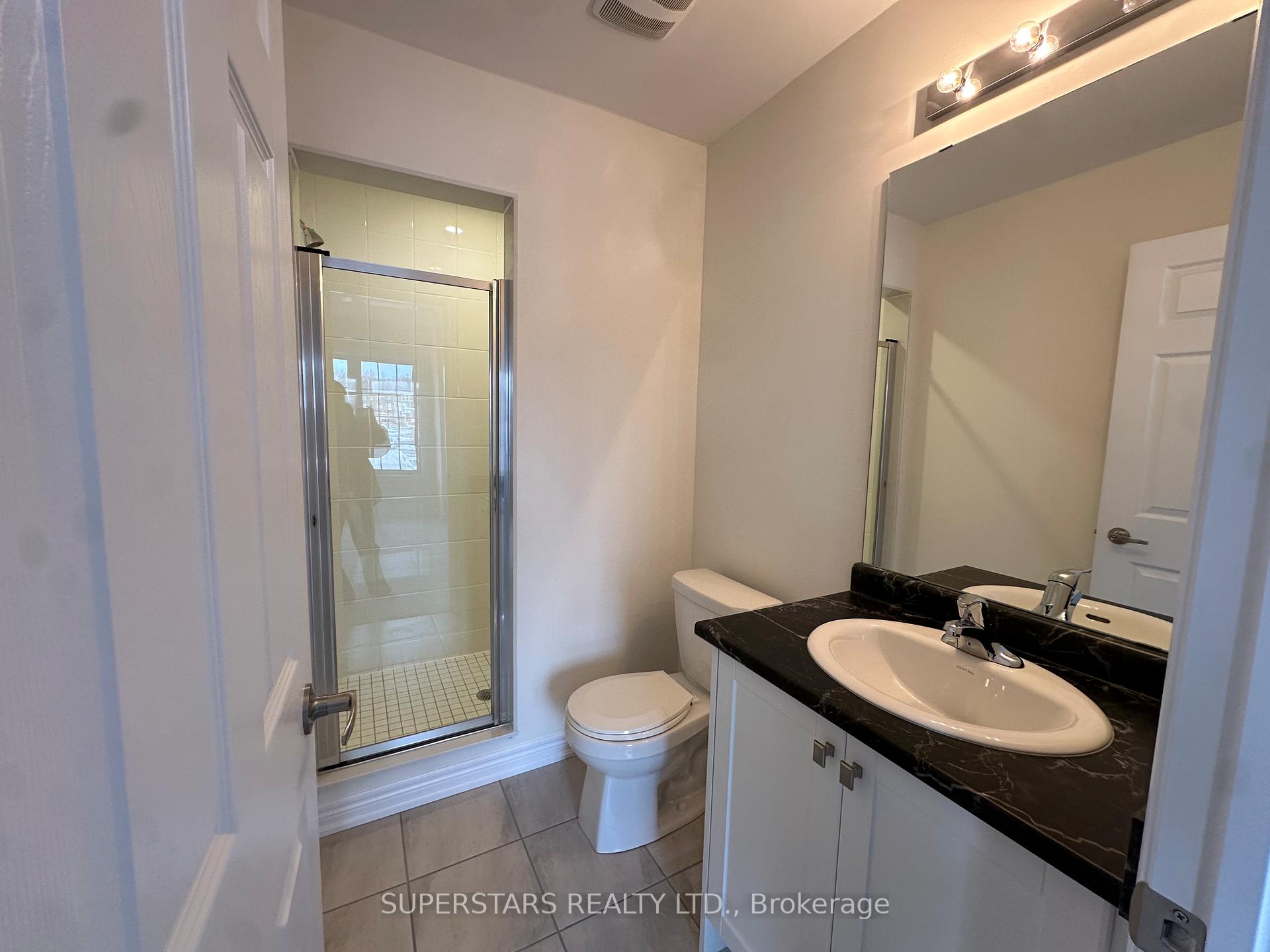 Photo 14 of 929 Crowsnest Hollow, Pickering, Rural Pickering — HOMEH