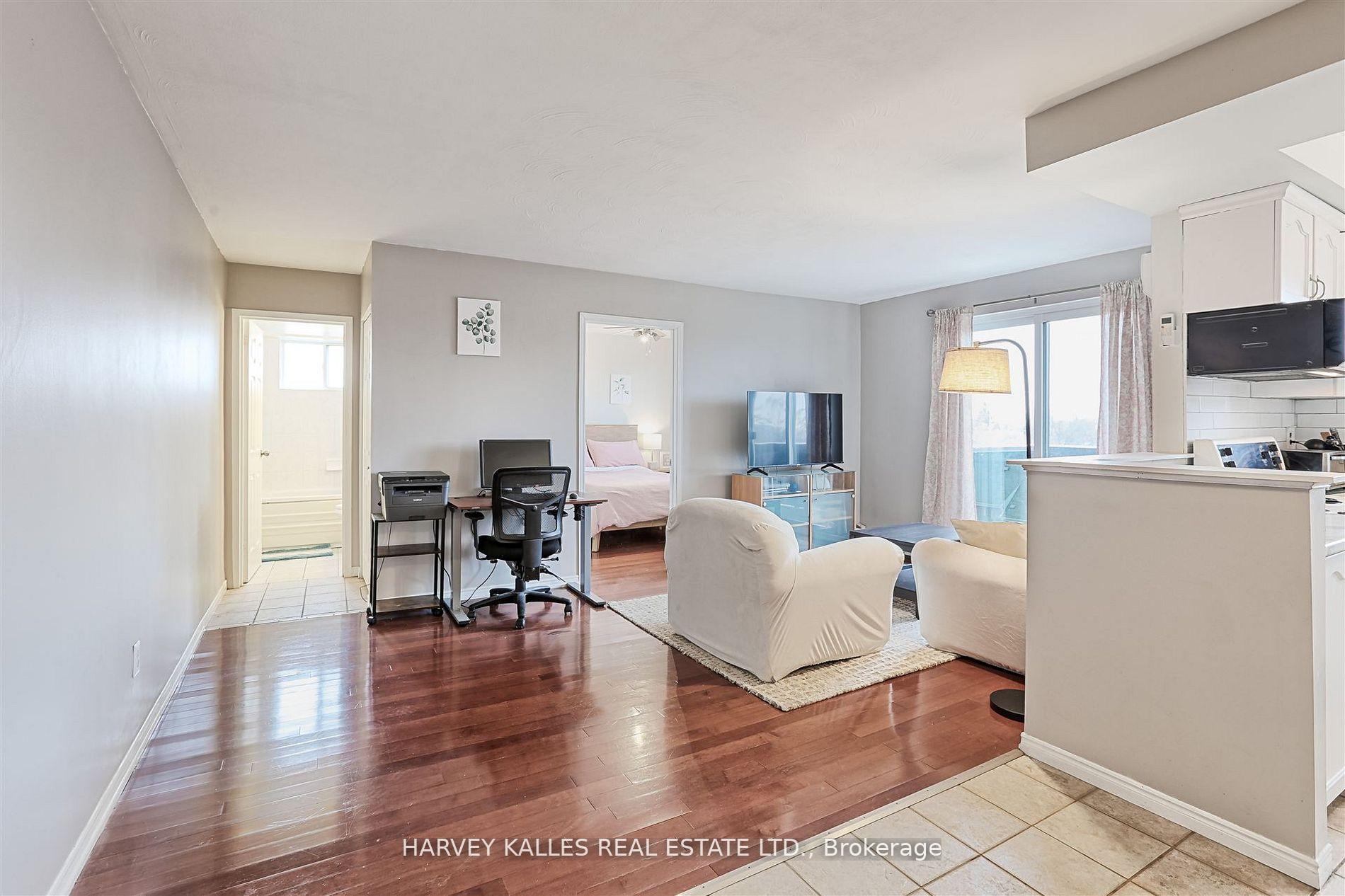 Photo 19 of Unit 45, 2373 King Street E, Hamilton, Glenview — HOMEH