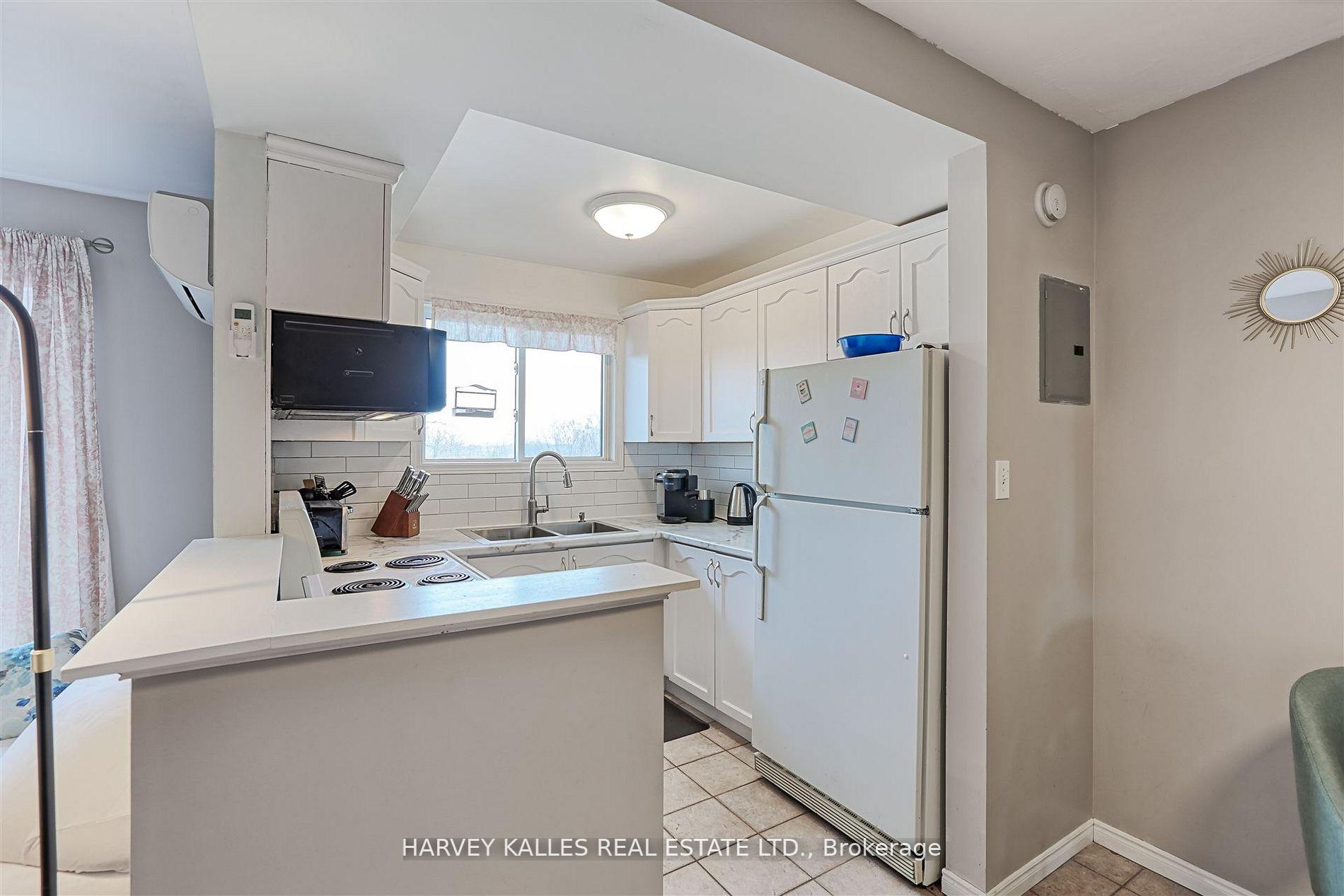 Photo 22 of Unit 45, 2373 King Street E, Hamilton, Glenview — HOMEH