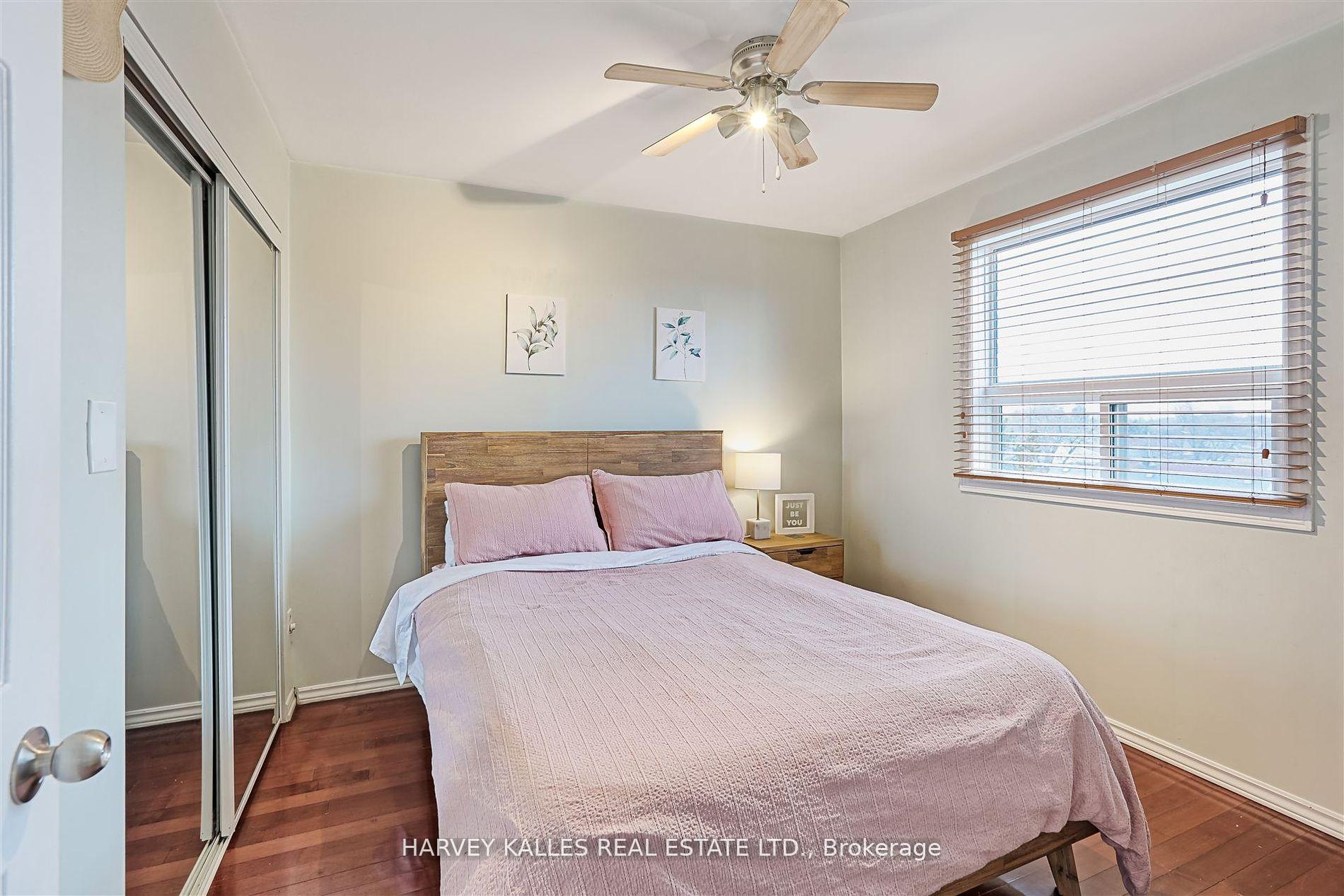 Photo 8 of Unit 45, 2373 King Street E, Hamilton, Glenview — HOMEH