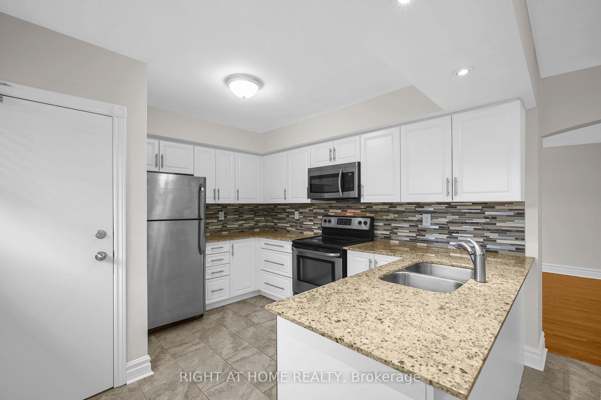 Photo 40 of 304 Dovedale Drive, Whitby, Downtown Whitby — HOMEH