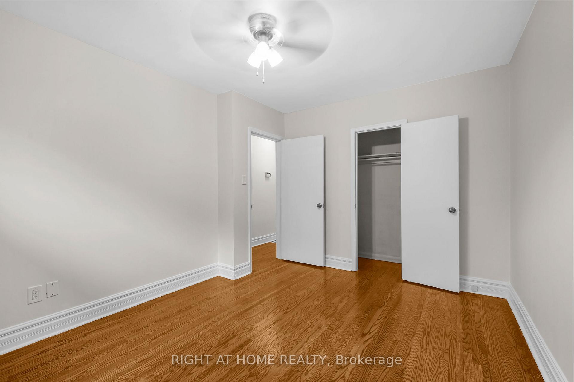Photo 32 of 304 Dovedale Drive, Whitby, Downtown Whitby — HOMEH