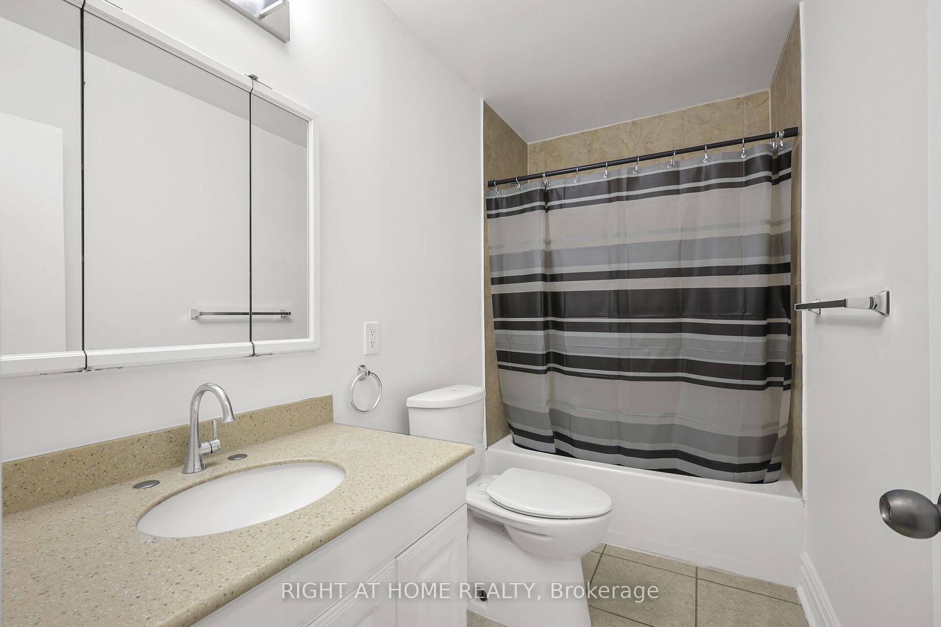Photo 29 of 304 Dovedale Drive, Whitby, Downtown Whitby — HOMEH
