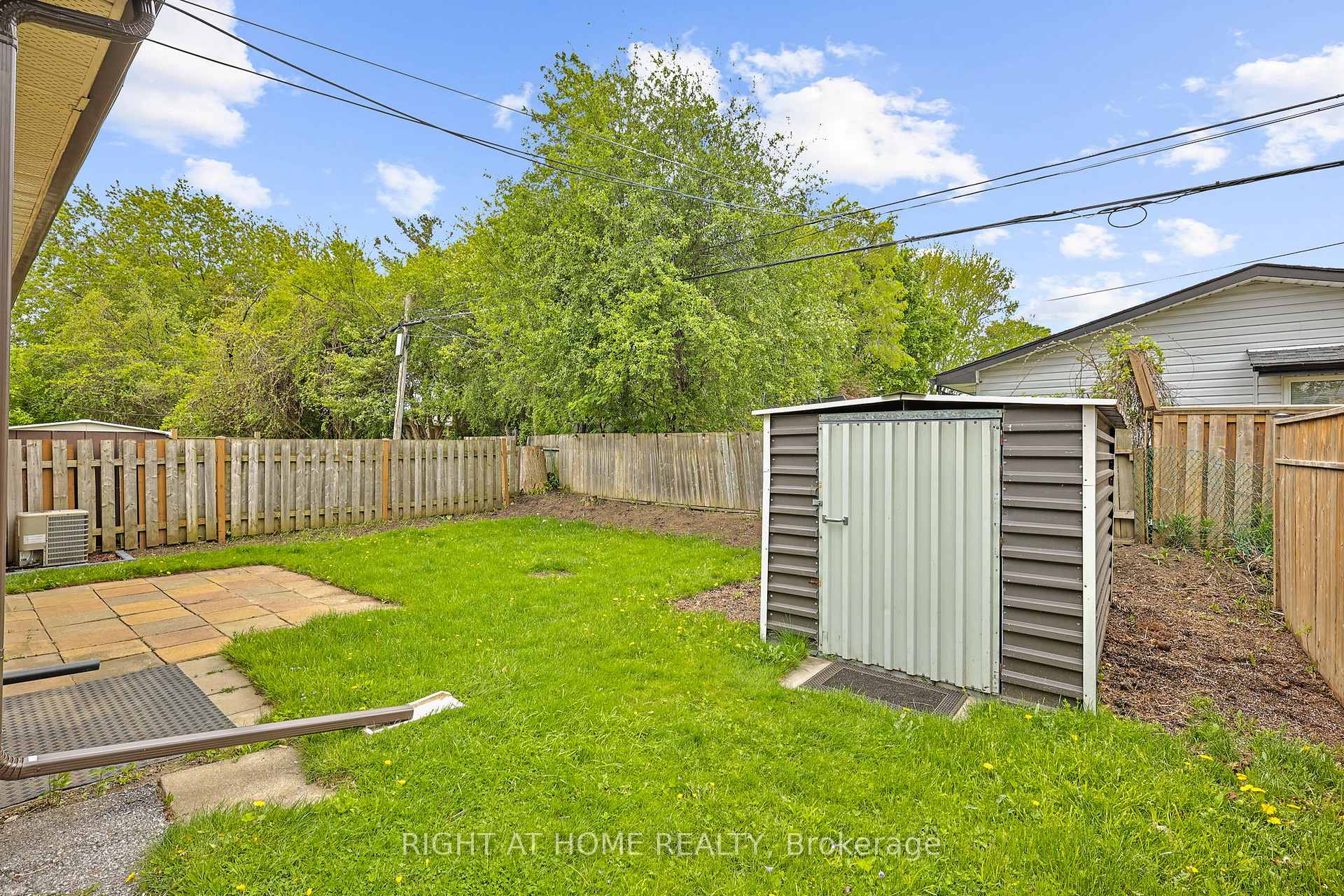 Photo 38 of 304 Dovedale Drive, Whitby, Downtown Whitby — HOMEH