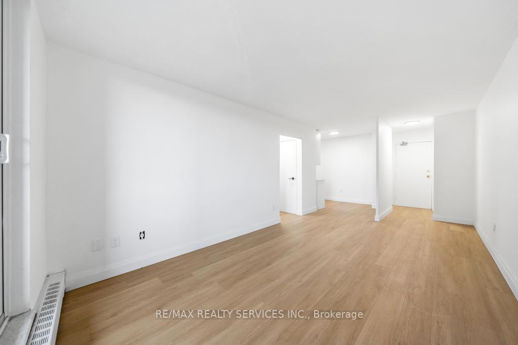Photo 7 of Unit 808, 223 Jackson Street W, Hamilton, Durand — HOMEH