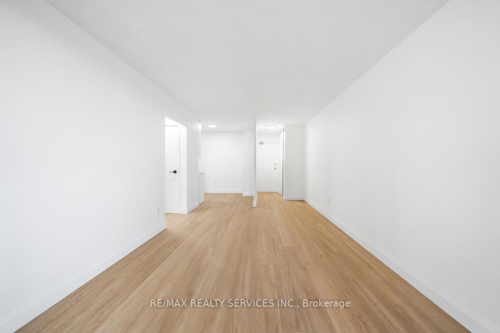 Photo 5 of Unit 808, 223 Jackson Street W, Hamilton, Durand — HOMEH