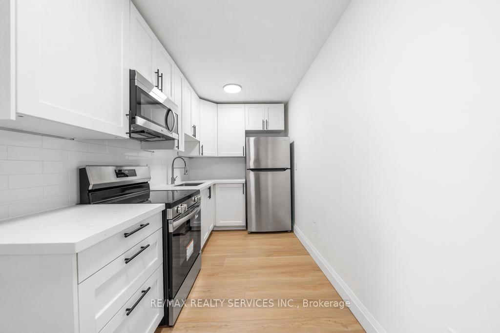 Photo 10 of Unit 808, 223 Jackson Street W, Hamilton, Durand — HOMEH