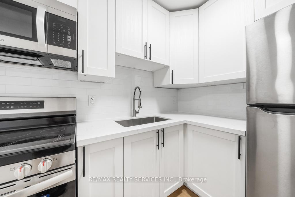 Photo 18 of Unit 808, 223 Jackson Street W, Hamilton, Durand — HOMEH