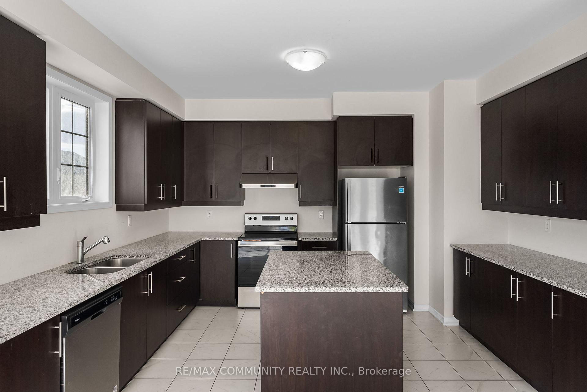 Photo 6 of 314 Coronation Road, Whitby, Rural Whitby — HOMEH