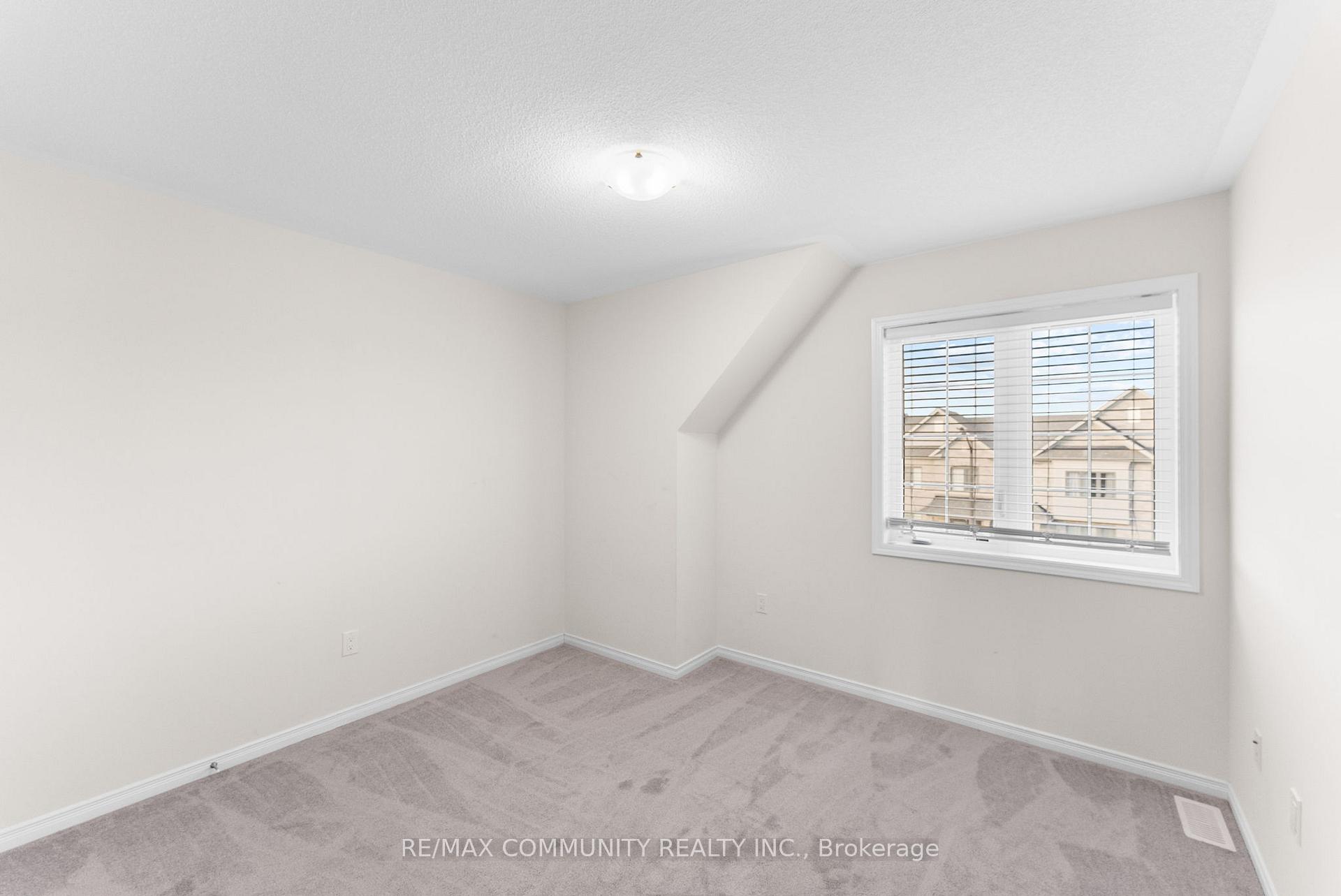 Photo 18 of 314 Coronation Road, Whitby, Rural Whitby — HOMEH