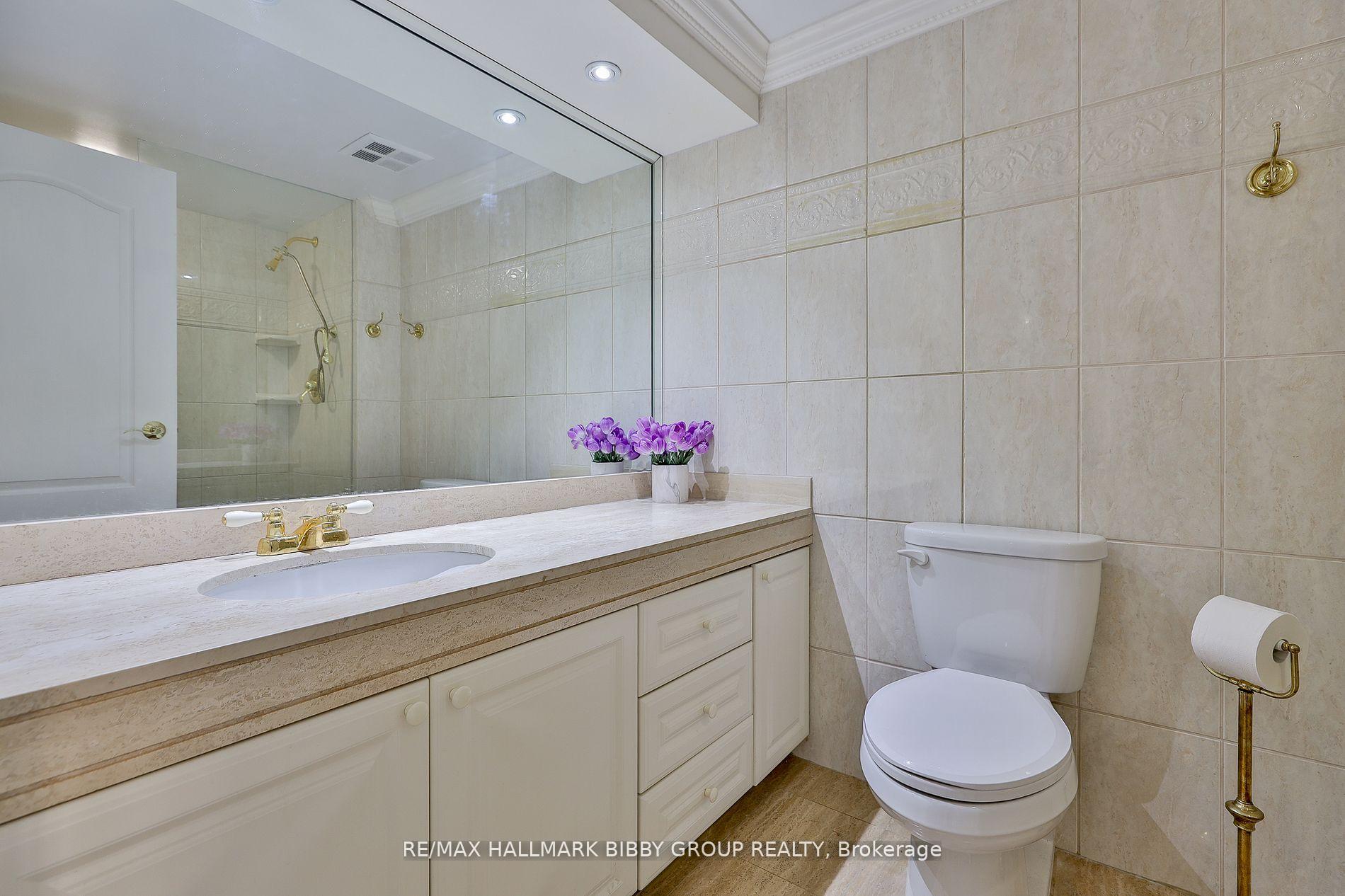 Photo 22 of Unit 3006, 65 Harbour Square, Toronto, Waterfront Communities — HOMEH