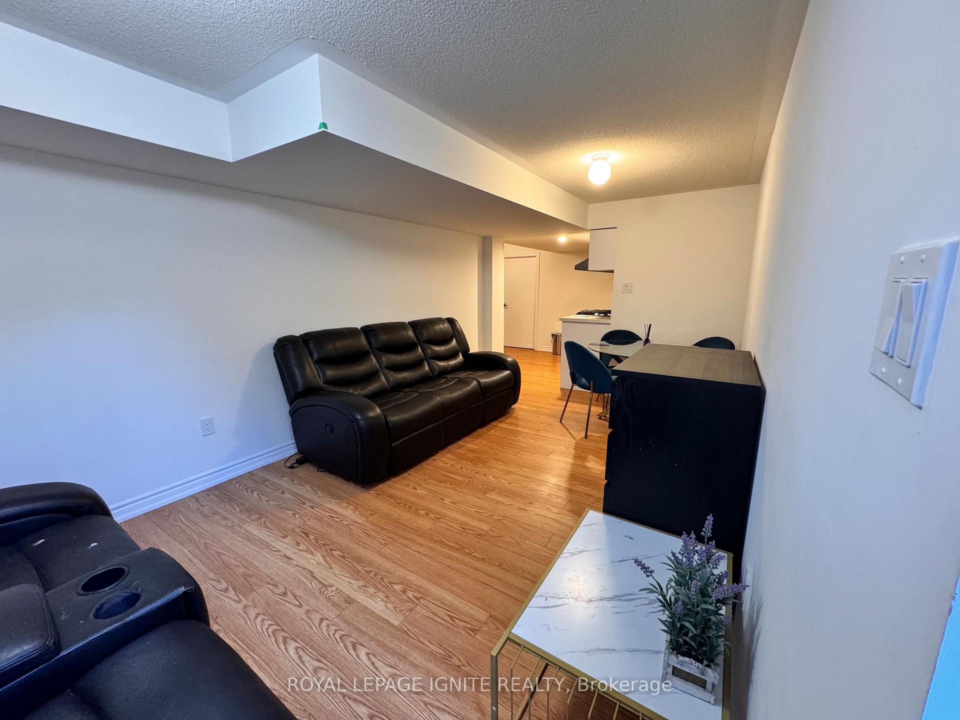 Photo 5 of 47 Swordfish Drive, Whitby, Lynde Creek — HOMEH