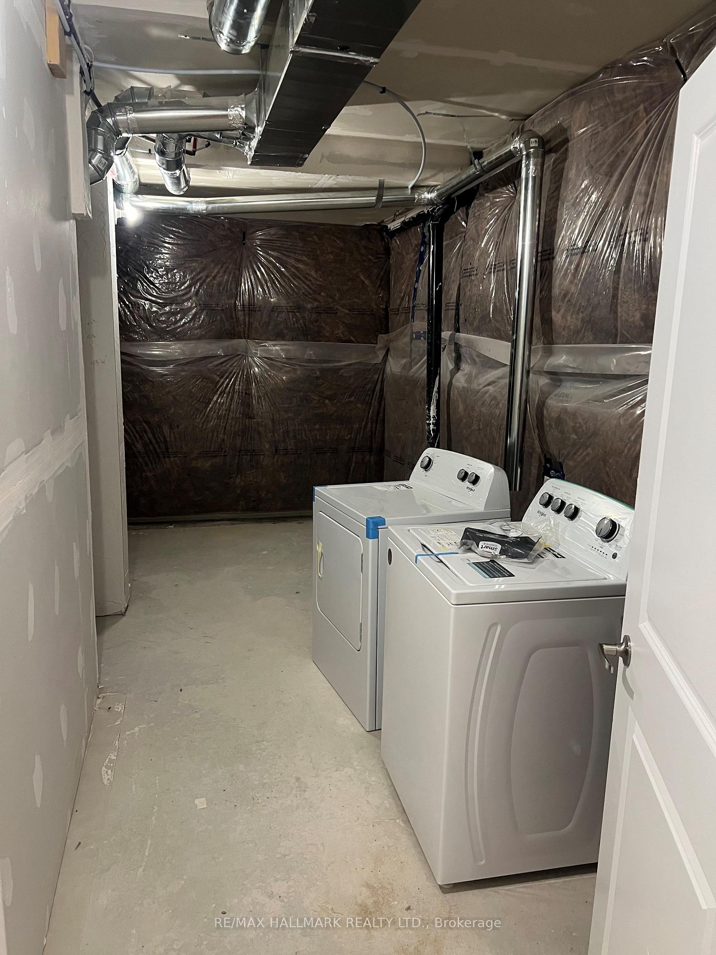 Photo 7 of Unit BSMT, 4 Bannister Road, Barrie, Rural Barrie Southeast — HOMEH