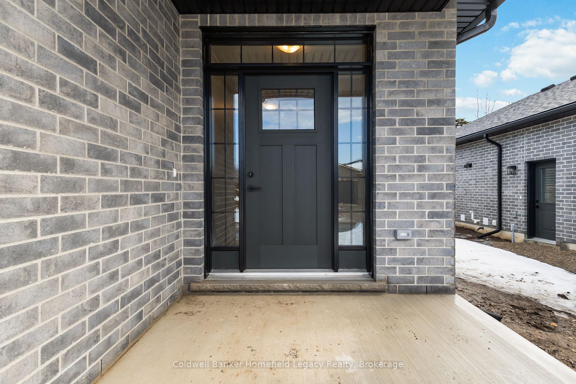 Photo 5 of Unit 6, 165 Egan Avenue, St. Marys — HOMEH